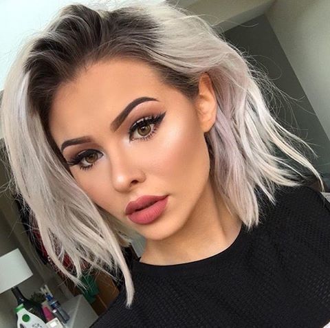 15 Timeless Gray Bob Hairstyles for Older Women That Exude Confidence 4 p 7 33