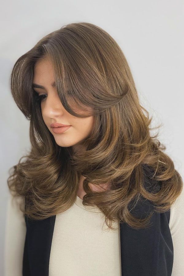 15+ Gorgeous Layered Haircuts for Long Hair That Instantly Transform Your Style 16 14 p