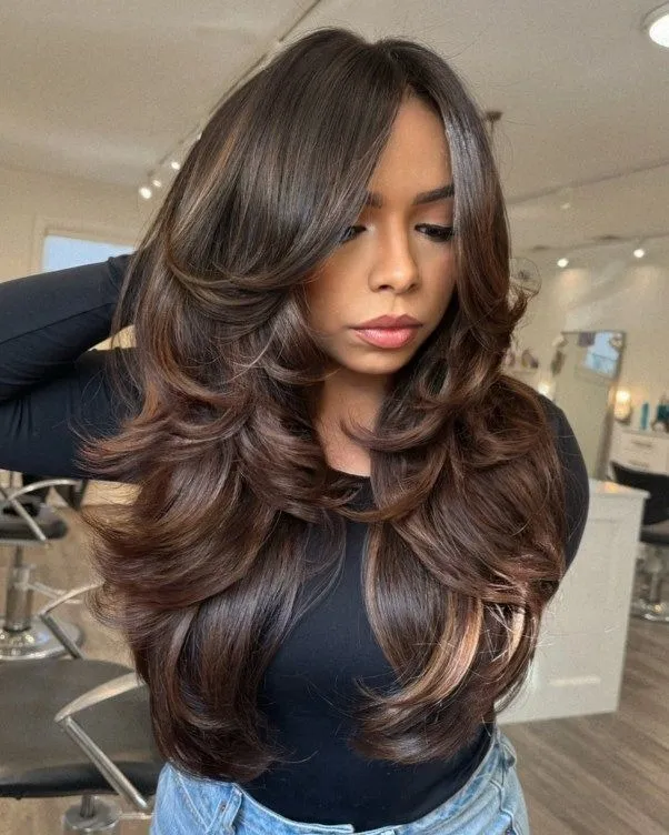 20+ Trendy Long Hair With Bangs Ideas to Refresh Your Look in 2025 17 1744702182605