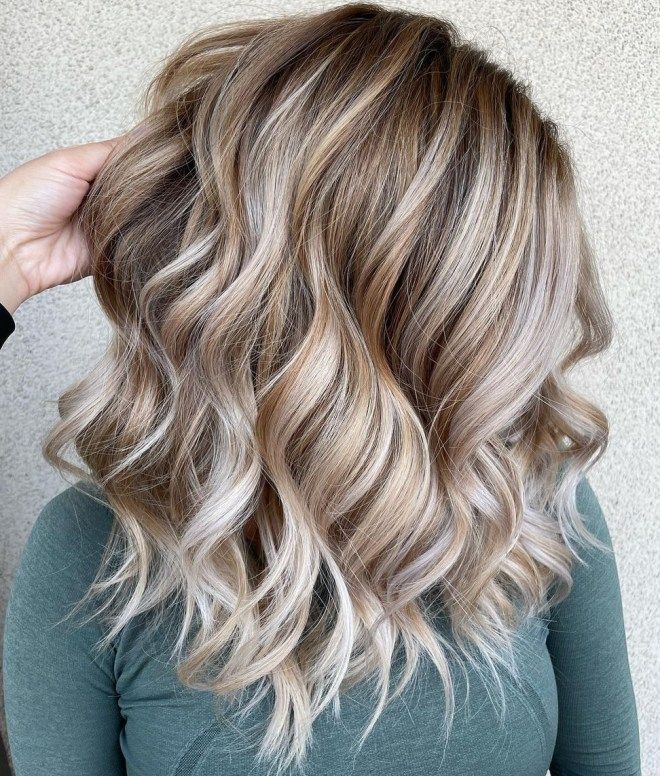 20 Trending Winter Hair Colors for Blondes in 2025 22 21 pic