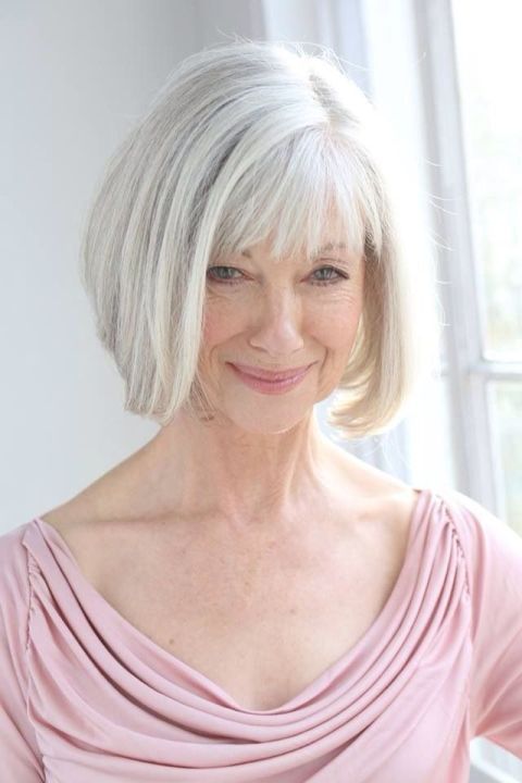 15+ Flawless Layered Bob Hairstyles For Women Over 60 That Look Youthful & Stylish 5 5e92d9f3b86d26e35e7ecbea97f28603