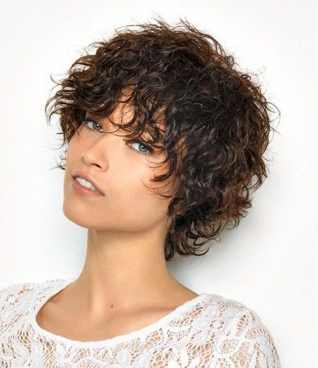15+ Eye-Catching Short Shag Hairstyle Ideas to Transform Your Look 10 p 8 4