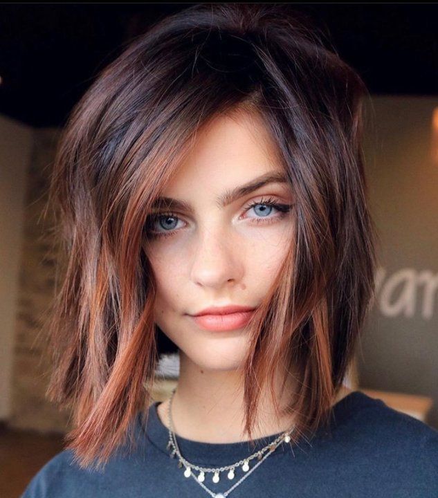 20+ Winter Hair Colors For Short Hair That Will Warm Up Your Look 13 20+ Winter Hair Colors For Short Hair That Will Warm Up Your Look