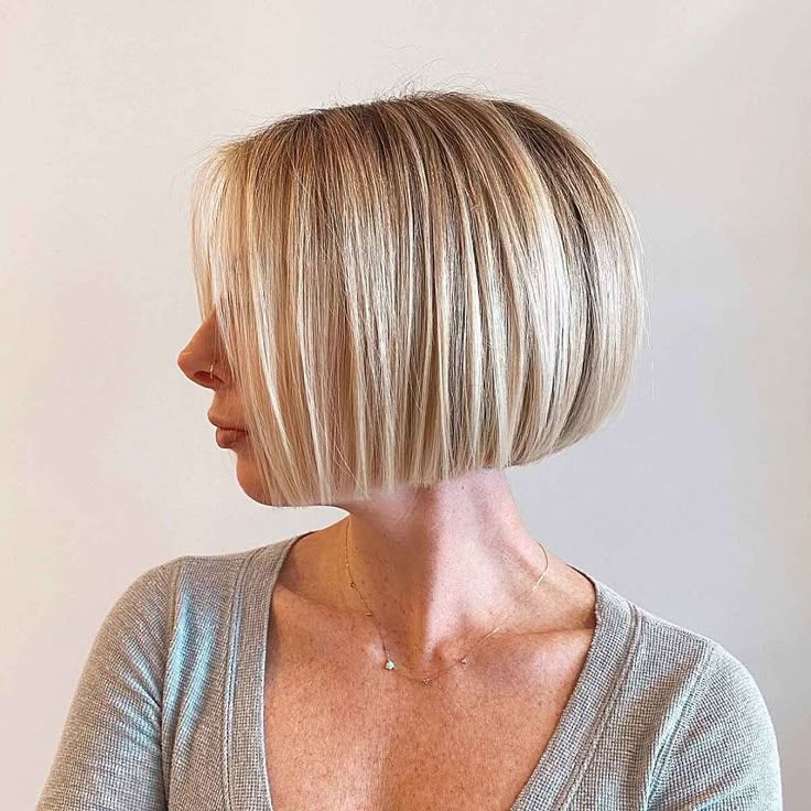 15+ French Bob Haircuts: A Timeless Blend of Chic and Modern 3 p 1 15