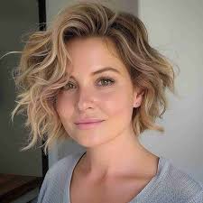 15+ Thick Wavy Haircuts That Will Transform Your Look in 2025 14 p 12 4