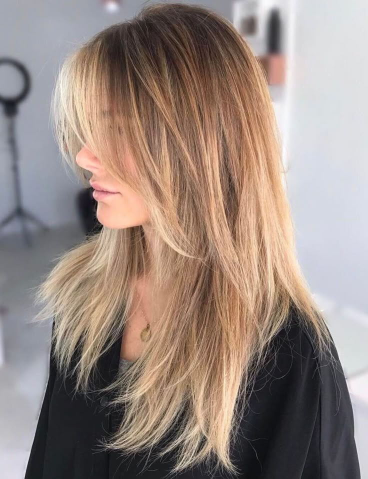 20+ Straight Hairstyles to Try for a Sleek and Modern Look in 2025 14 p 12 8