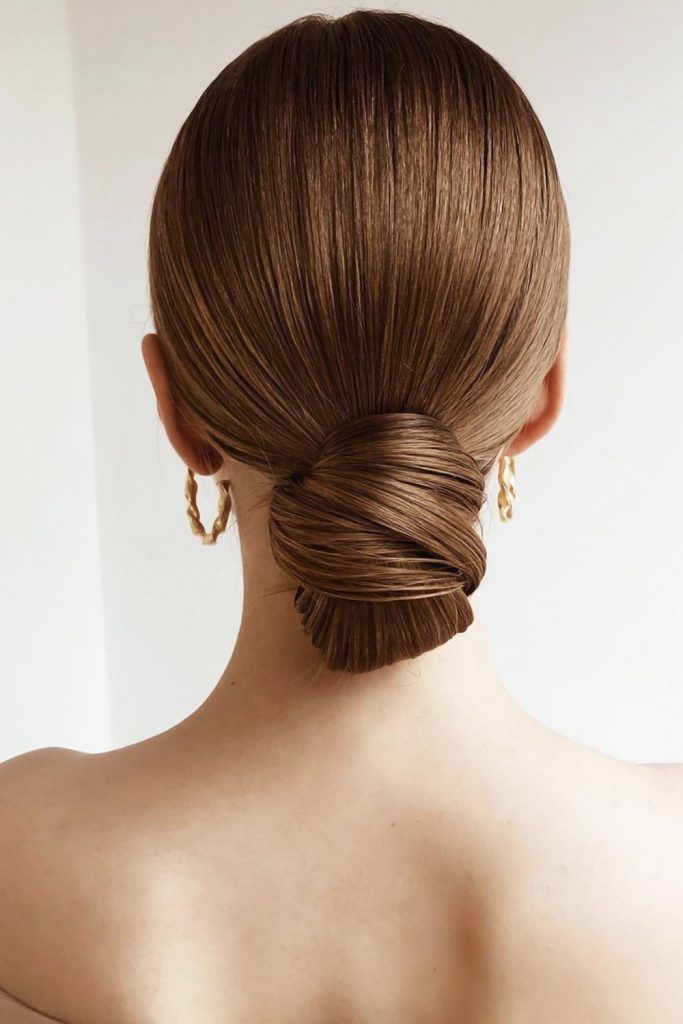 20+ Straight Hairstyles to Try for a Sleek and Modern Look in 2025 18 p 16 7