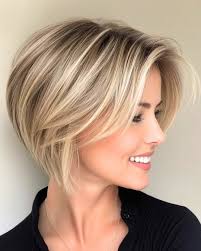 15+ Trendy Short Blonde Haircuts to Elevate Your Look Instantly 20 p 18 8
