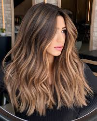 15+ Stunning Caramel Highlights on Brown Hair Ideas to Try in 2025 5 p 3 2 1