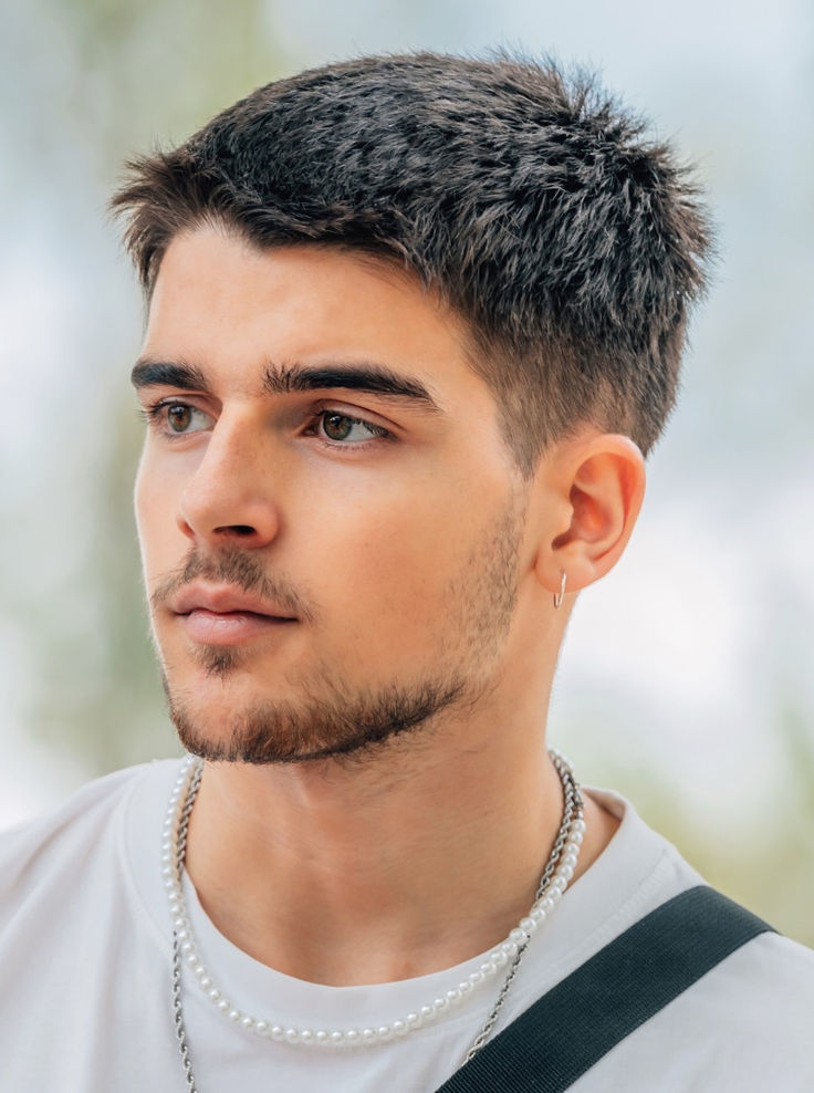 15+ Easiest Crew Cut Haircuts for Men to Rock a Sharp, Clean Look 15 15+ Easiest Crew Cut Haircuts for Men to Rock a Sharp, Clean Look