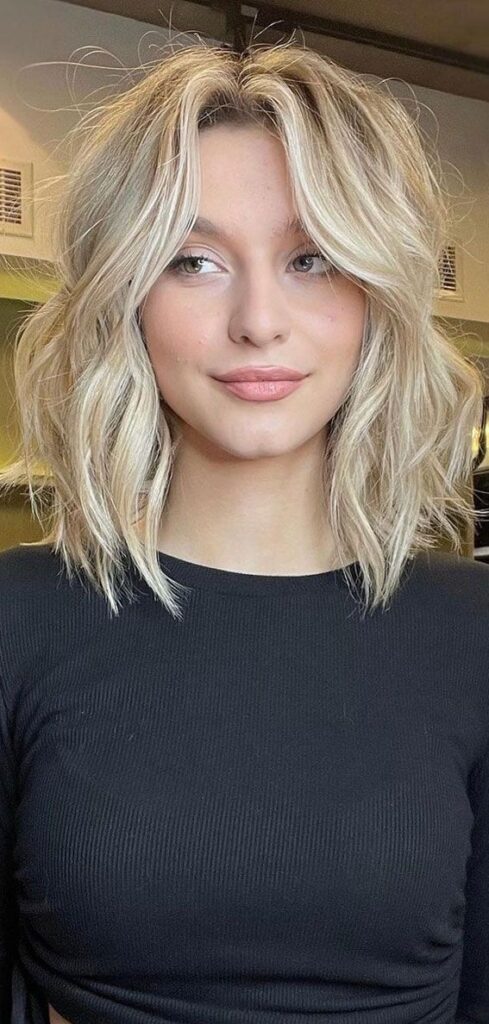 15+ Short Winter Hairstyles That Are Cute, Cozy & Chic 7 p 5 39