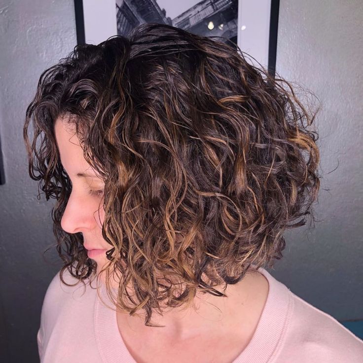 15+ Charming Medium Bob Haircuts You’ll Want to Copy Instantly 8 p 6 24