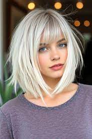 13+ Feathered Bob Hairstyles for a Soft, Chic Look 8 p 6 30