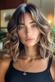 22 Wavy Bob Hairstyles That Redefine Effortless Chic 9 p 7 42