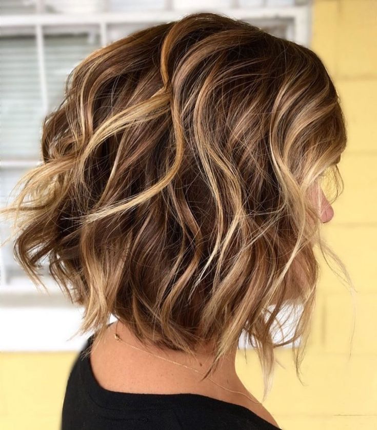 22 Wavy Bob Hairstyles That Redefine Effortless Chic 10 p 8 41