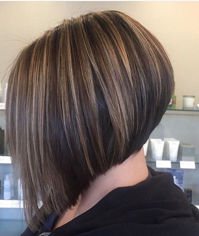 20 Trendy Angled Bob Haircuts to Elevate Your Style in 2025 11 p 9 26