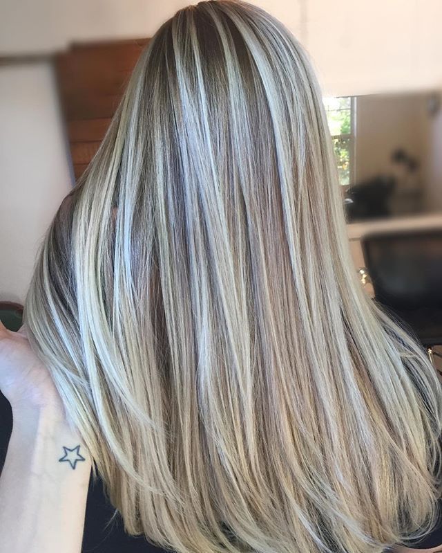 15+ Stunning Winter Hair Colors for Blondes to Try in 2025 11 p 9 7
