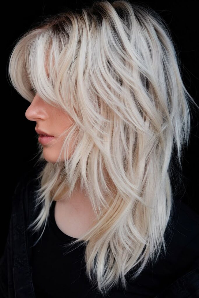 15+ Chic Medium-Length Layered Haircuts to Refresh Your Look 7 p5